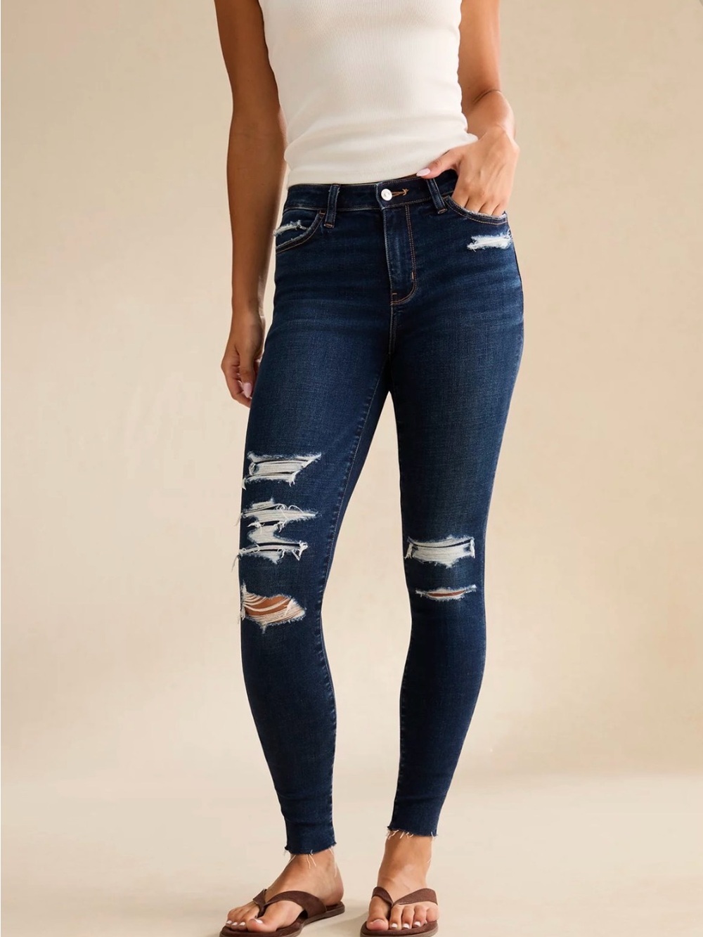 American Eagle Women’s Ripped 360 Next Level Stretch Hi-Rise Jegging